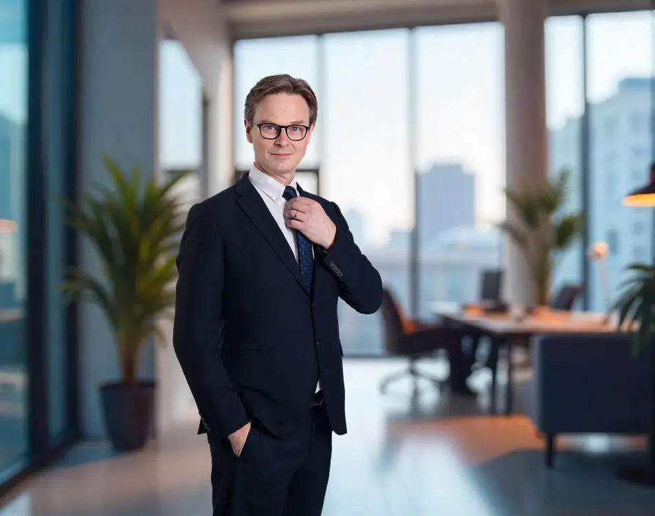 Mr. Peter Karsten, CEO of STARTRADER